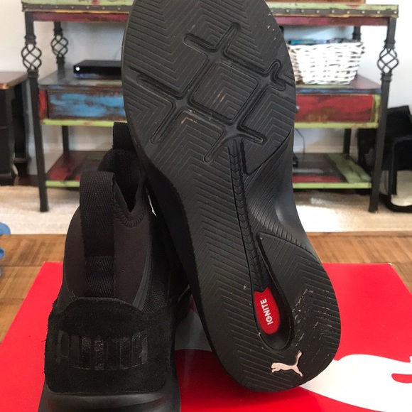 Suede Women Puma’s - Picture 4 of 4